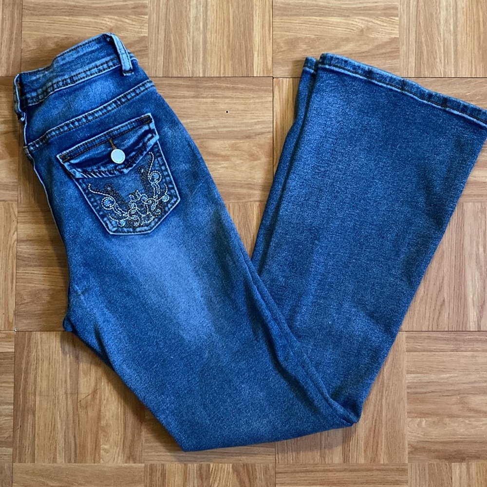 bootcut jeans high rise (pocket detailing)